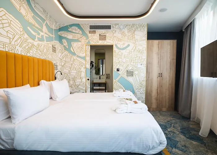 Focus Premium Отель 4*