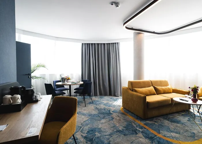 Отель Focus Premium