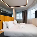 Отель Focus Premium