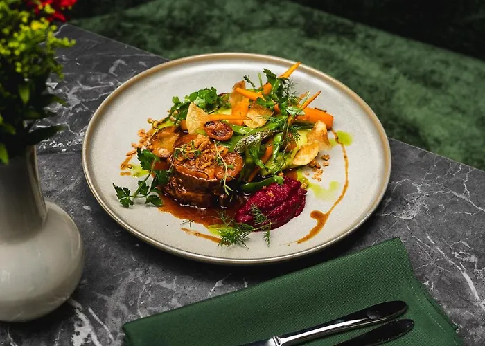 Focus Premium Готель 4*