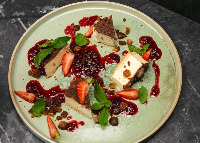 Готель Focus Premium 4*